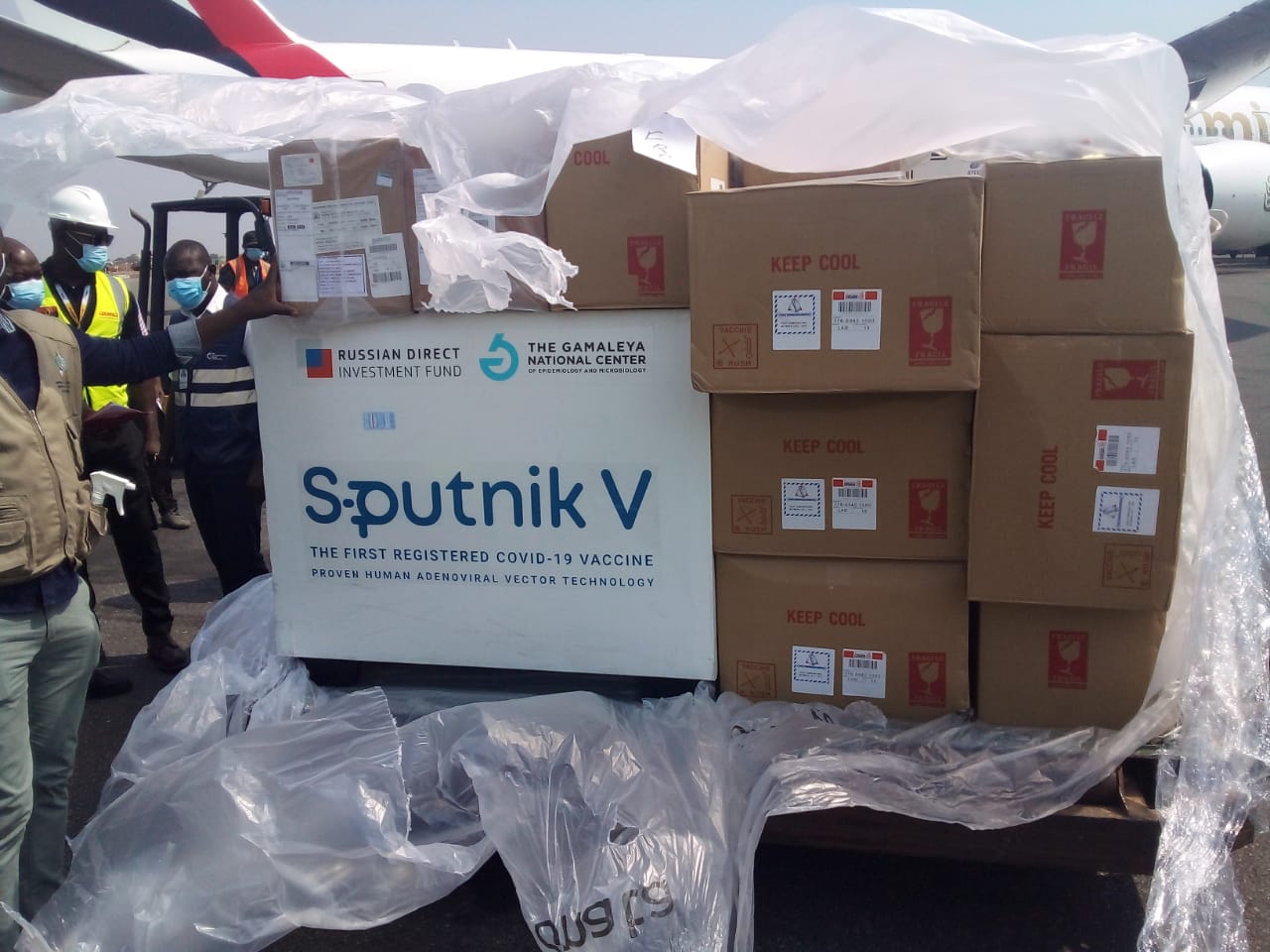 Angola recebeu hoje mais doses da Vacina Sputnik V