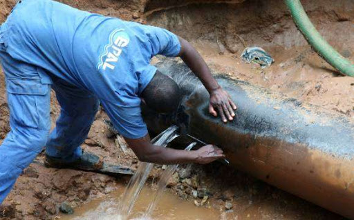 EPAL desliga 30 Ligações Clandestinas de Água em Luanda