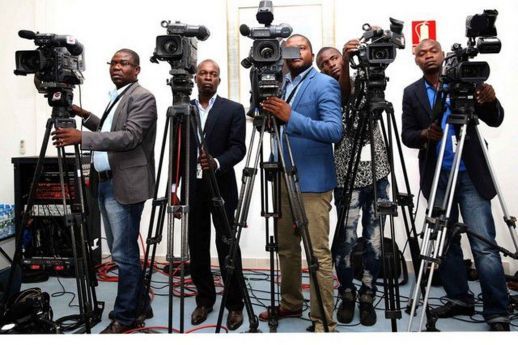 Associações angolanas lamentam “quase mendicidade” da classe jornalística