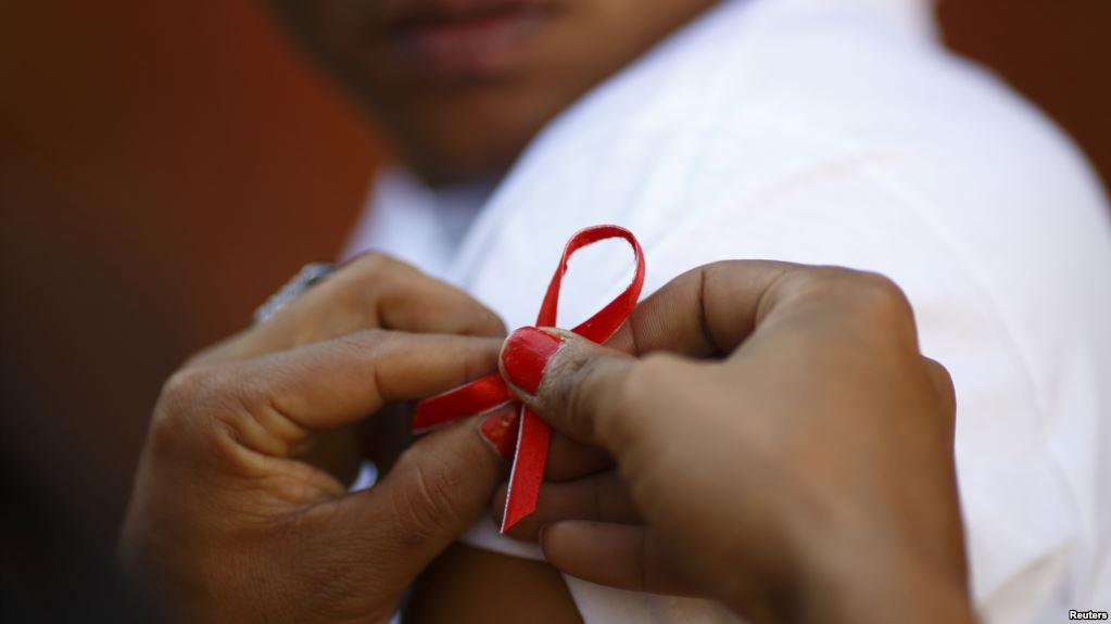 Angola vai rever lei sobre o VIH/Sida para travar discriminação contra a doença
