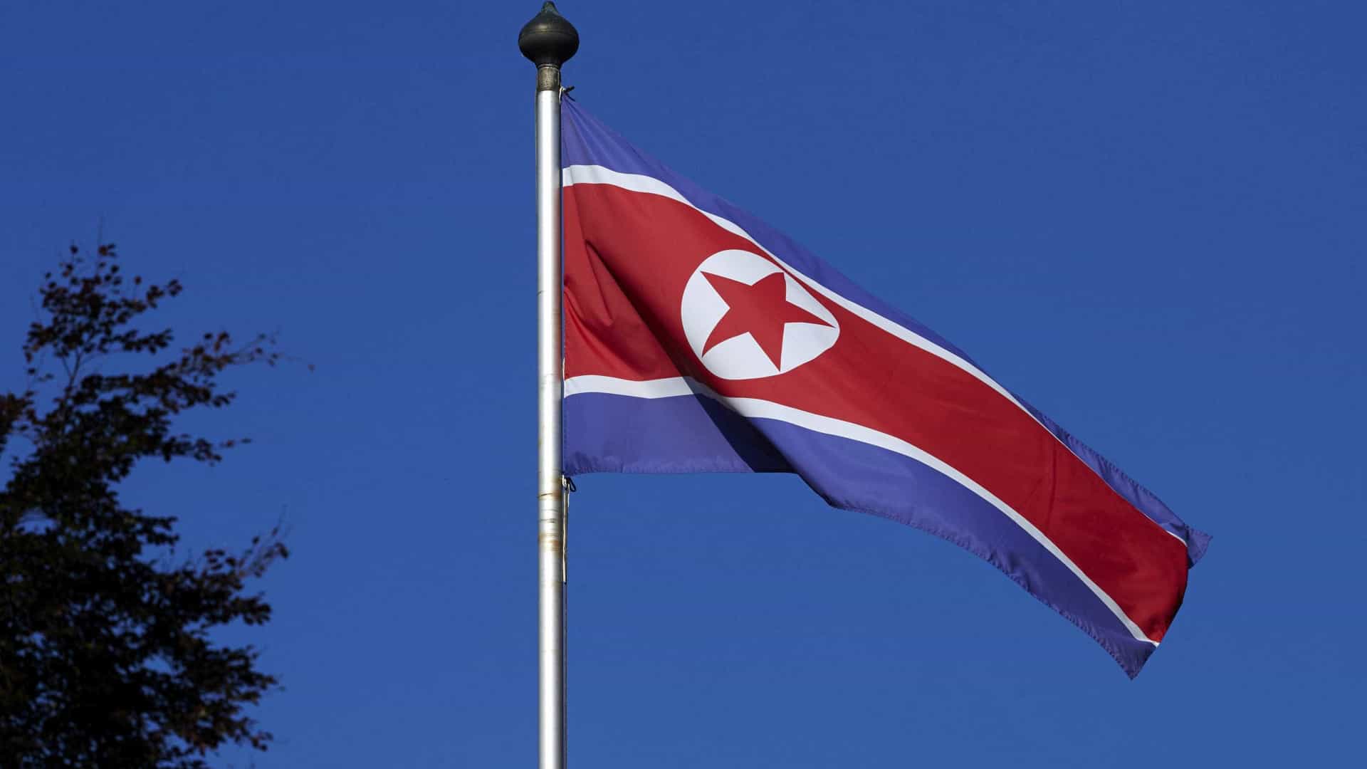 Coreia do Norte anuncia teste com míssil hipersónico