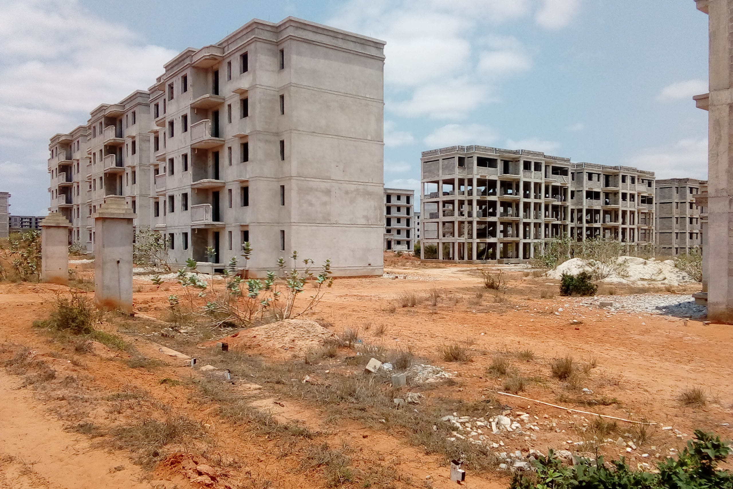 Casas confiscadas nas centralidades aguardam concurso público