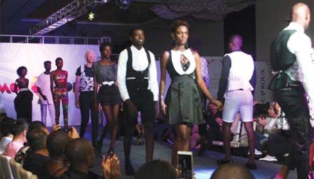Estilistas mostram criações no Moda Angola