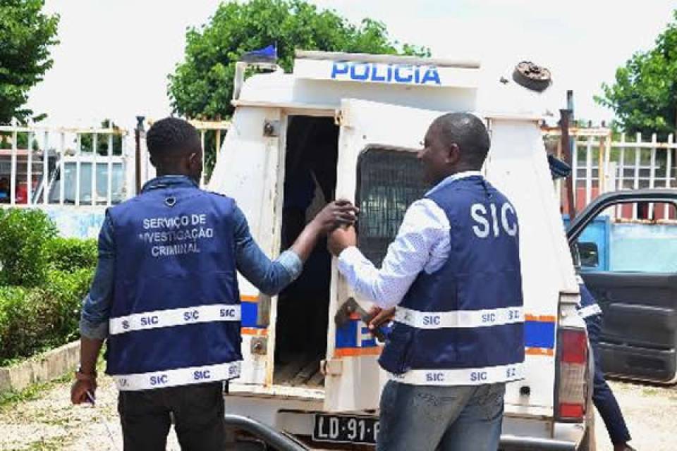 SIC detém estrangeiro em posse de cópia integral falsa