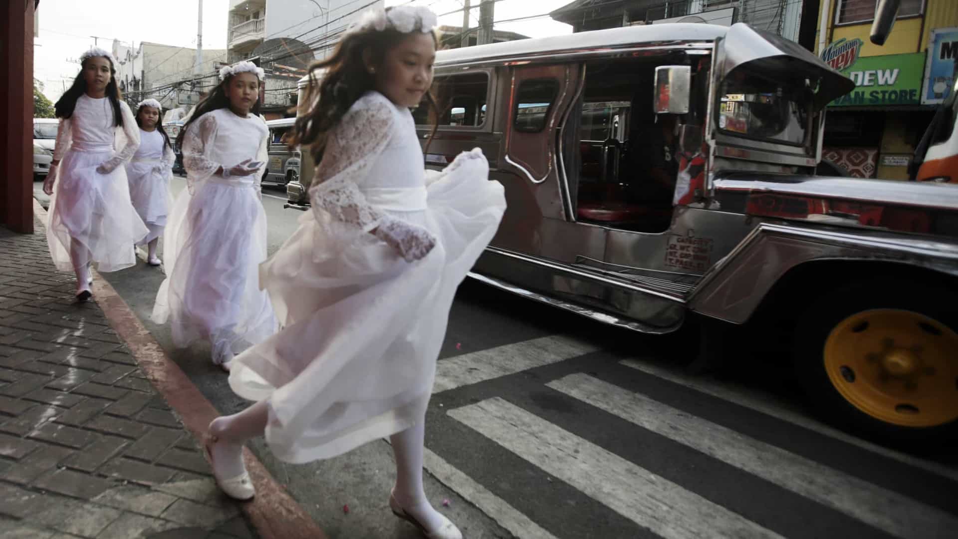 Filipinas proíbem casamento infantil