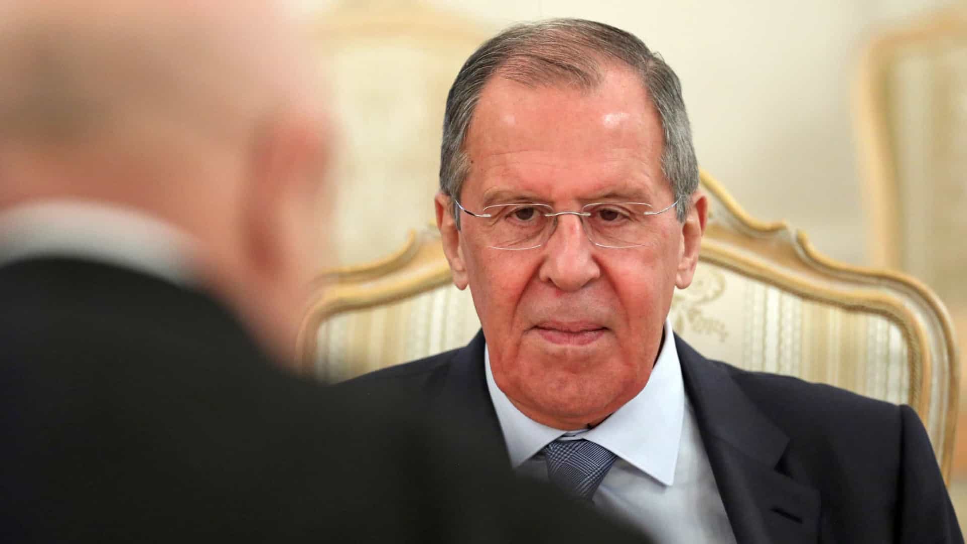 Lavrov considera “avanço positivo” negociações com autoridades ucranianas