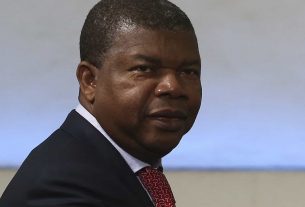 Líder do MPLA apela à oposição que credibilize eleições de agosto