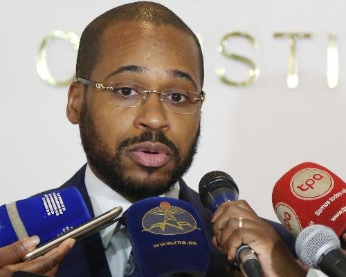 Governo angolano contrata advogados espanhóis