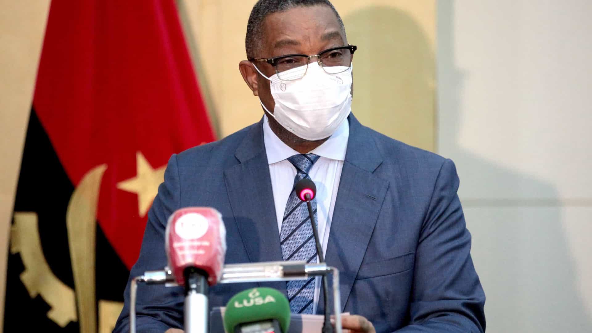 Ministro do Interior angolano avisa que forças vão permanecer nas ruas