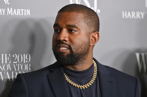 Twitter bloqueia conta de ‘rapper’ Kanye West por mensagem considerada antissemita