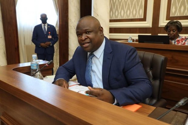 Mais 90 autocarros reforçam frotam em Luanda
