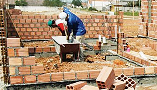 EGTI sorteia terrenos para autoconstrução dirigida