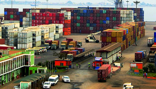 Porto de Luanda projecta movimento de 16 milhões de toneladas em 2022