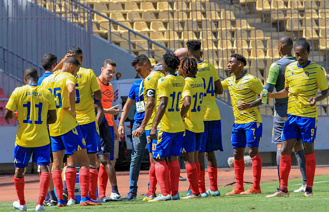 Petro acerta contas com o Wydad