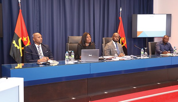 Estratégia de combate à corrupção prevê melhoria de salários e desburocratização