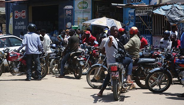 Proibida circulação de mototáxis em algumas avenidas de Luanda