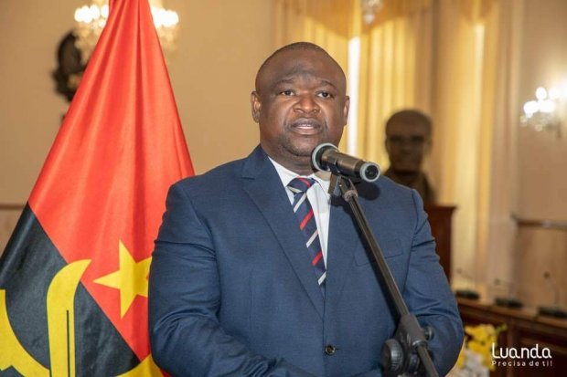Governador de Luanda pede mais aproximação dos administradores aos cidadãos