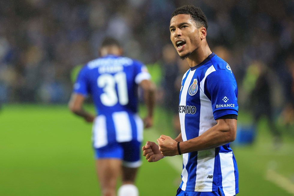 FC Porto goleia Benfica