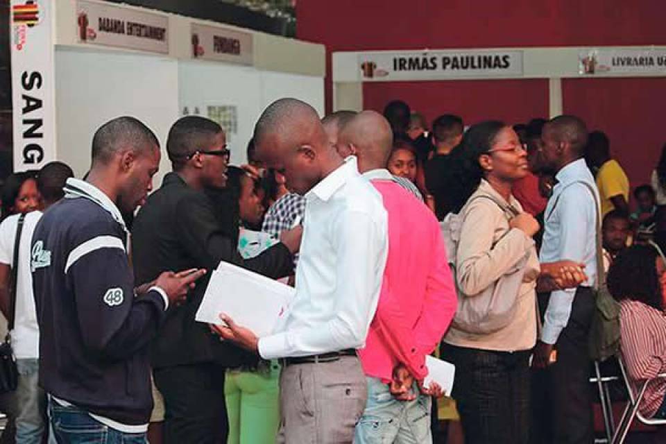 Governo vai iniciar programas de empregabilidade brevemente