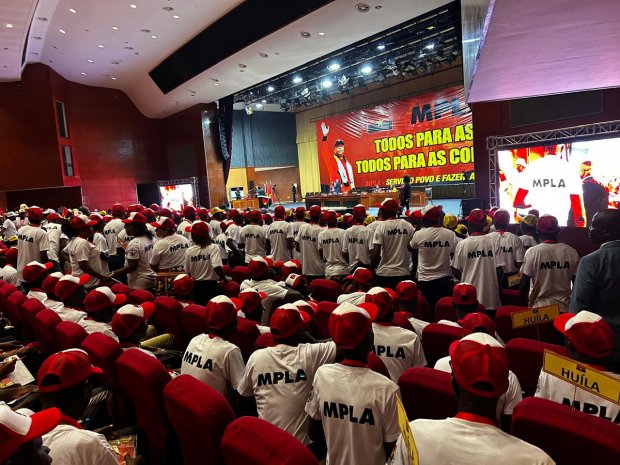 MPLA reúne em Luanda líderes dos Comitês de Acção