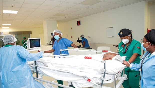 Pacientes submetidos à cirurgia robótica apresentam uma boa recuperação clínica