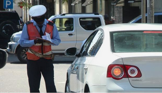 Automobilistas detidos para julgamento sumário