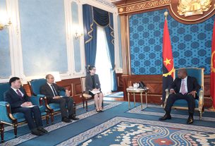 Cooperação com a China alargada às áreas digital e energias renováveis