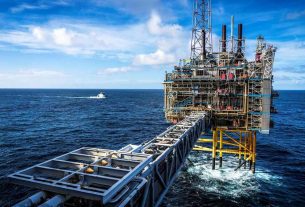 Petróleo Brent abaixo de 80 dólares pela primeira vez desde início de Março