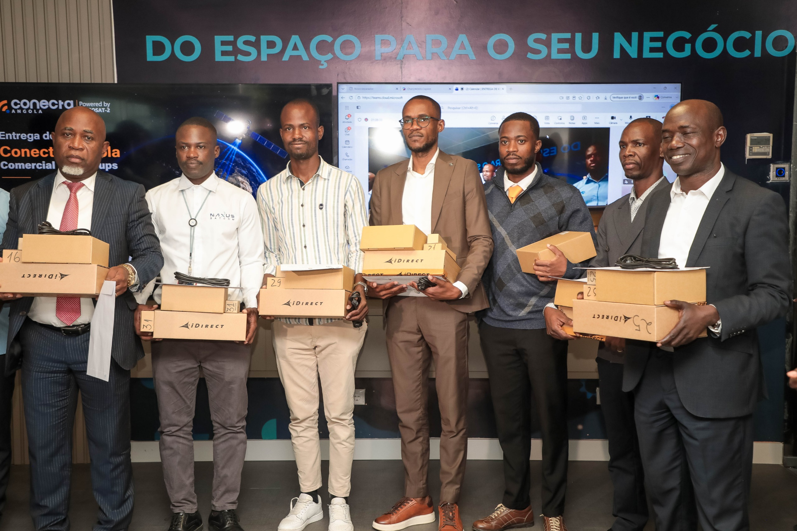 Startups recebem equipamentos para expandir internet via satélite no país