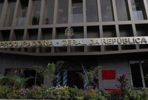 PGR notifica Higino Carneiro por alegados crimes de peculato e branqueamento de capitais