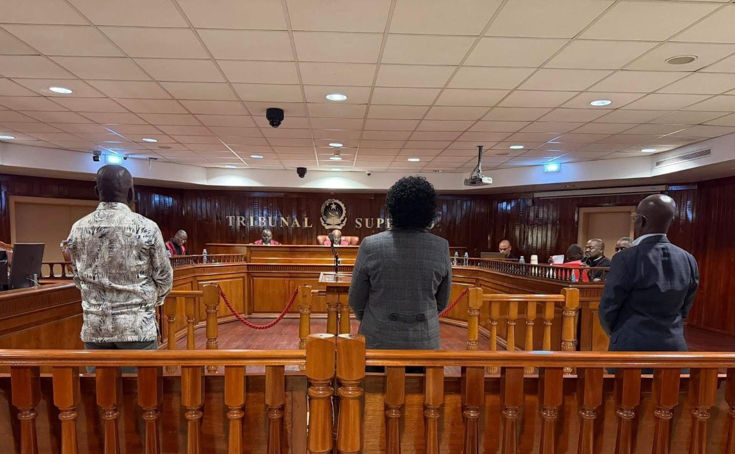 Antiga ministra das Pescas arrisca-se a pena de prisão entre 5 à 14 anos por desvio de 300 milhões de kz