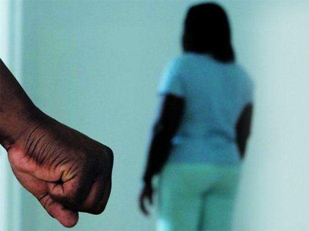Violência doméstica passa a crime público com revisão da lei aprovada na generalidade
