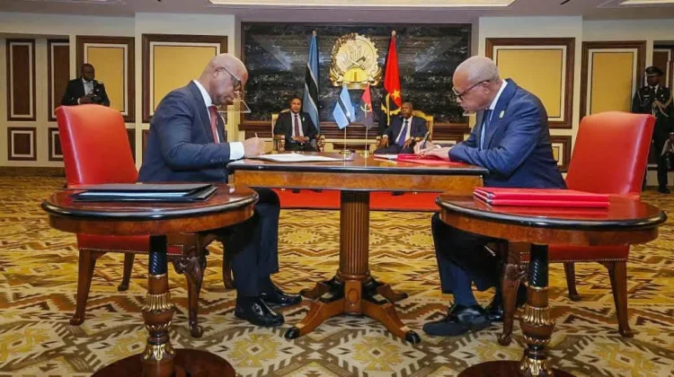 Angola e Botswana abrem nova era estratégica com ‘‘oferta’’ de 30% da Refinaria do Lobito