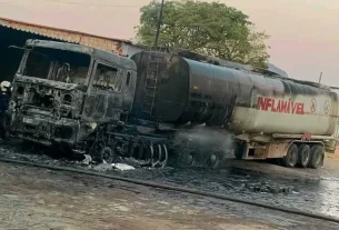 Curto-circuito provoca incêndio num camião cisterna no Lubango