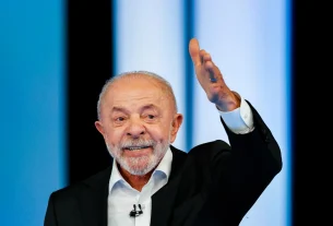 João Lourenço felicita Lula da Silva pela releição ao cargo