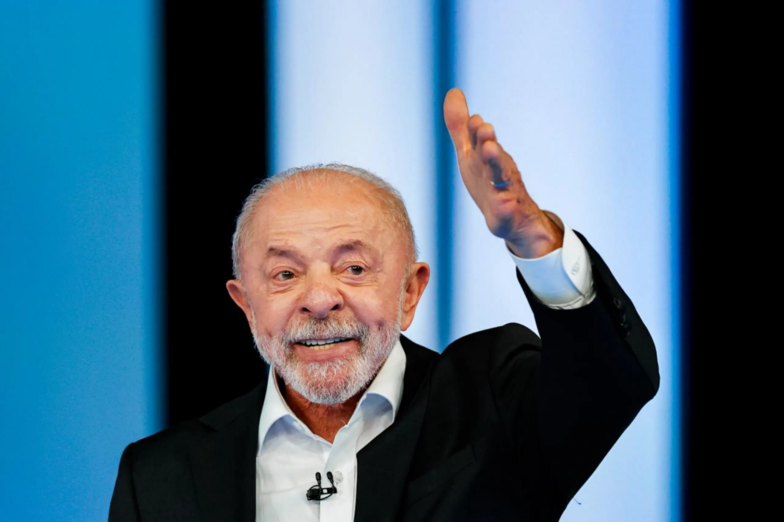 João Lourenço felicita Lula da Silva pela releição ao cargo